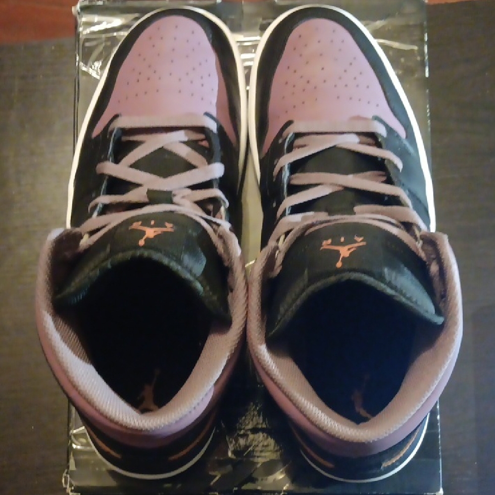 Jordan 1 Mid SE Black Sky J Mauve Mens 11.5 EUC W/OG BOX - Picture 6 of 10